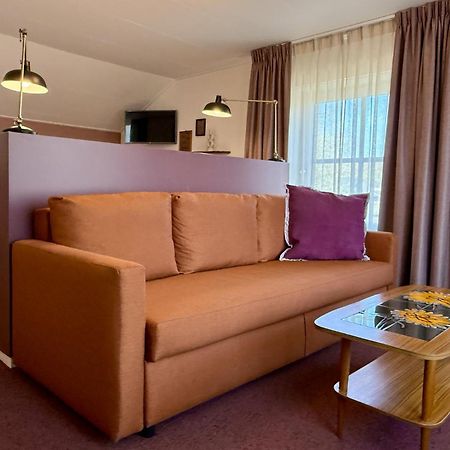 Hotel Restaurant Ruimzicht Zeddam エクステリア 写真