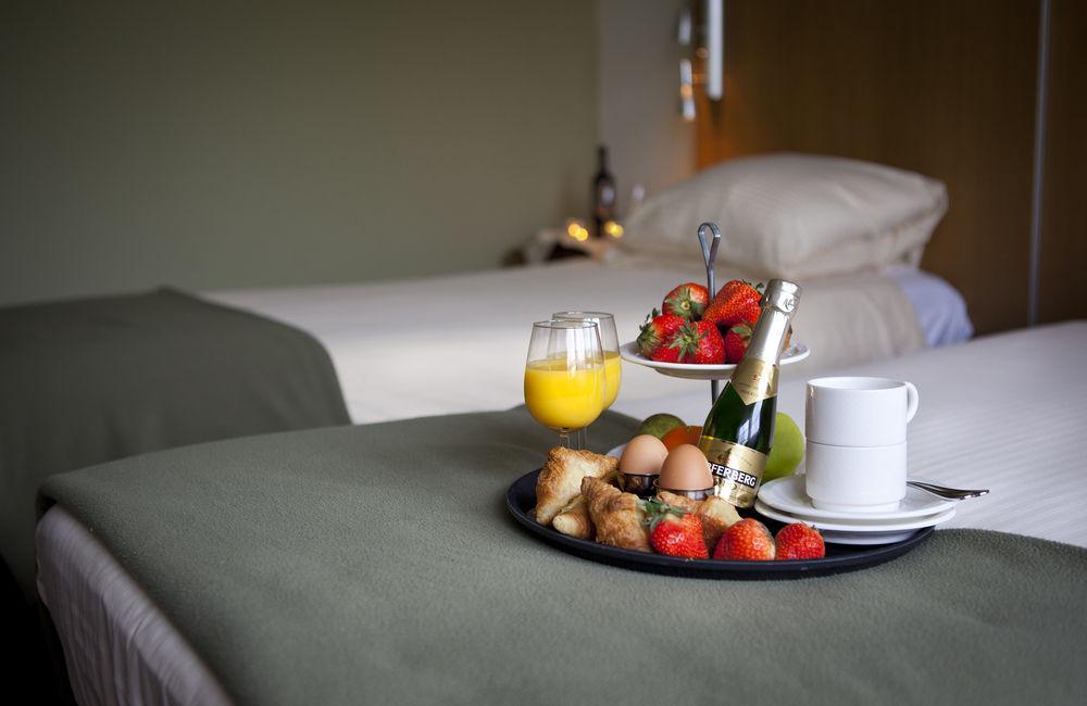 Hotel Restaurant Ruimzicht Zeddam エクステリア 写真