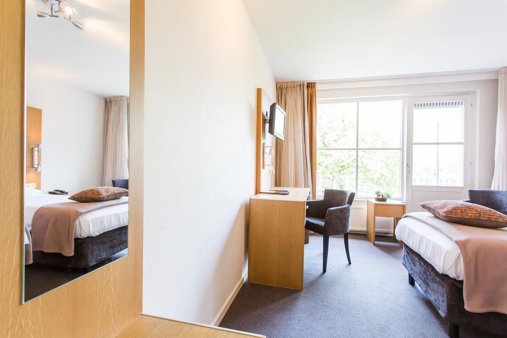 Hotel Restaurant Ruimzicht Zeddam エクステリア 写真