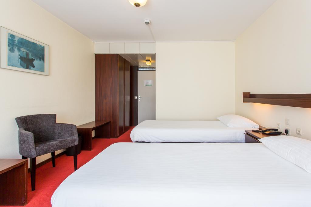 Hotel Restaurant Ruimzicht Zeddam エクステリア 写真