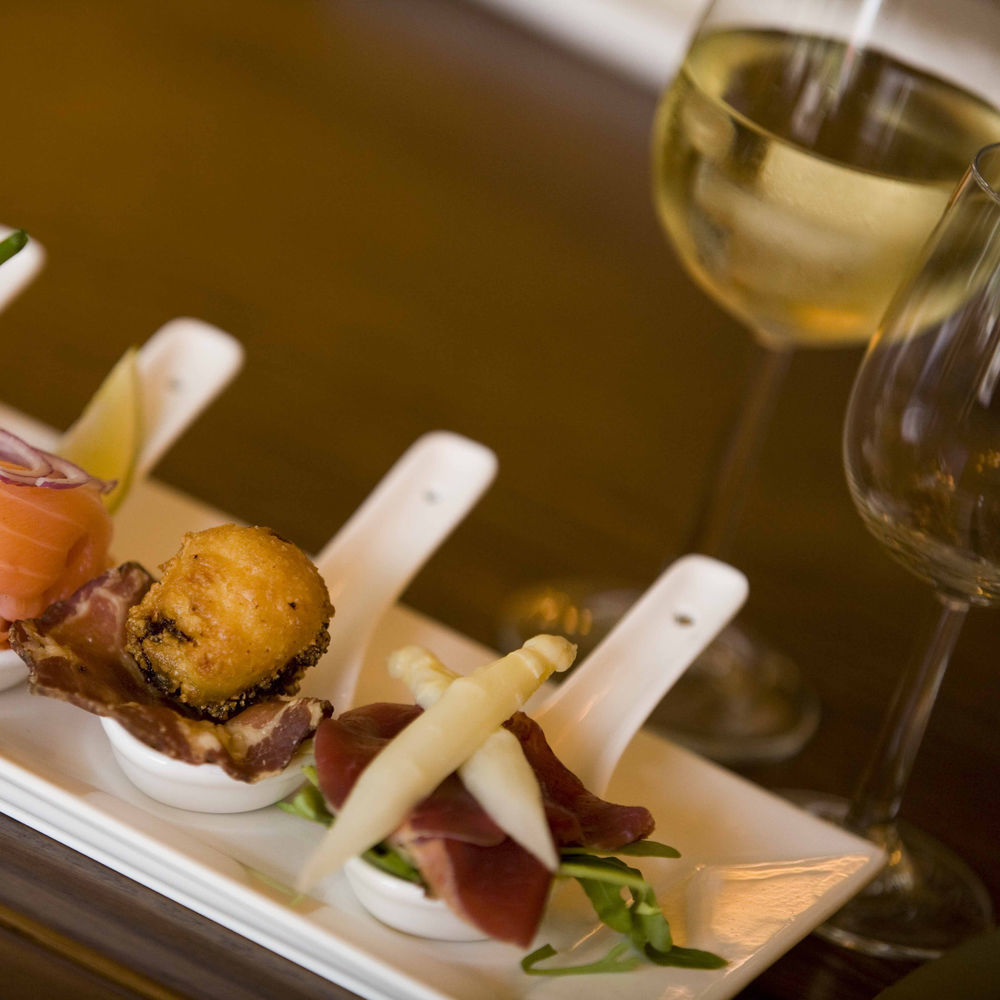Hotel Restaurant Ruimzicht Zeddam エクステリア 写真